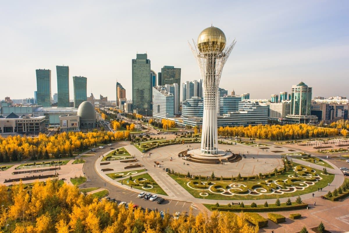 «Astana-Baiterek» Monument — photo 16